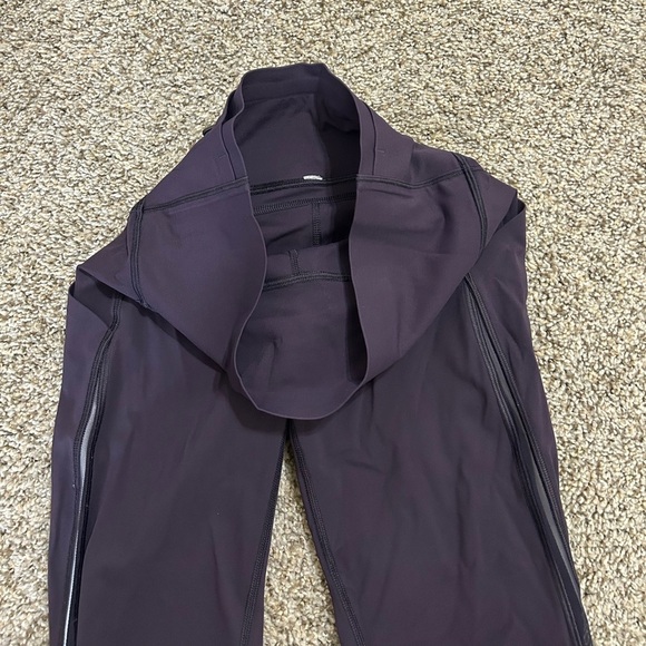 Lululemon Pace Perfect Crop (17") Boysenberry Purple Leggings Women’s Size 6 Run - Picture 5 of 11